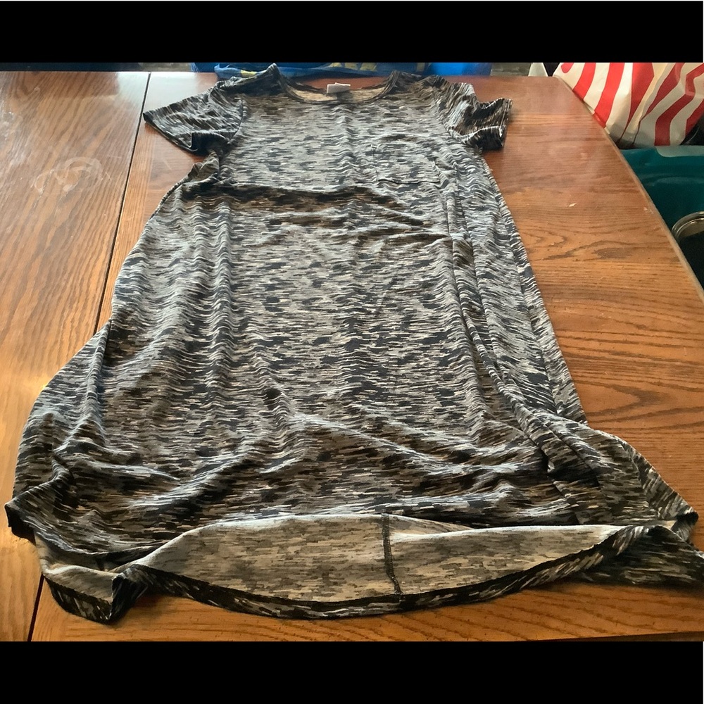 EUC Lularoe Carly